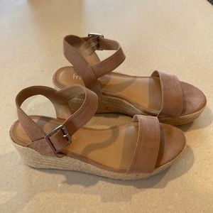 Size 7 1/2 nude espadrille wedge sandals Francesca’s